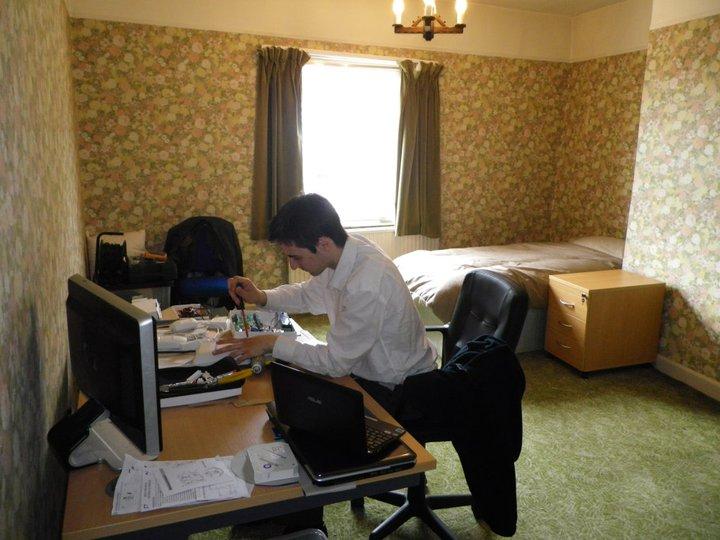 No automatic alt text available.