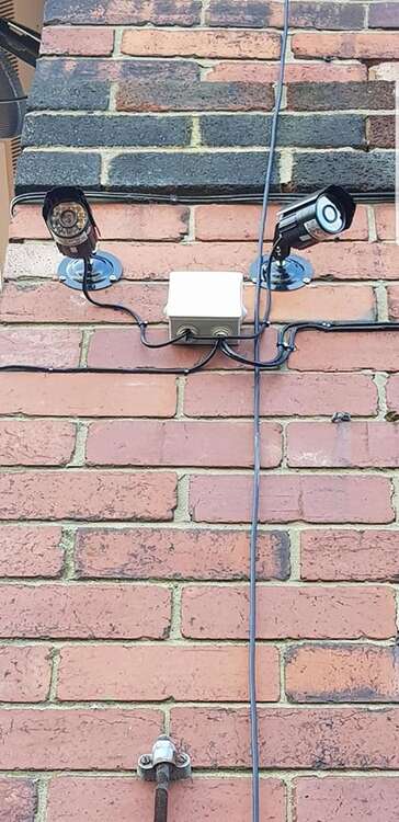 No photo description available.