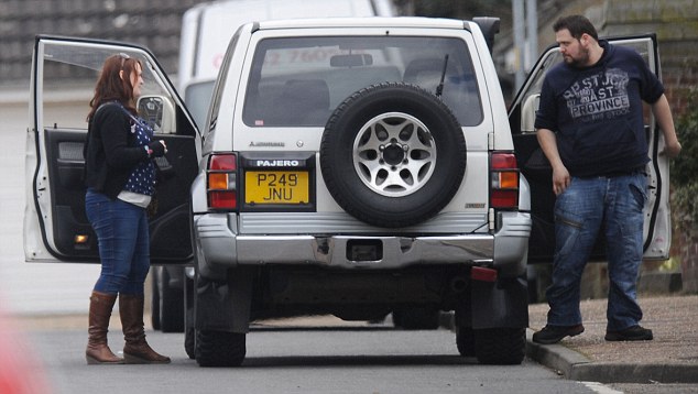 article-2301650-190345FE000005DC-504_634